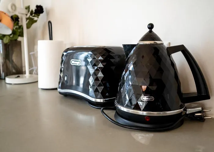 Seaview Getaway. Free Parking! Appartamento *